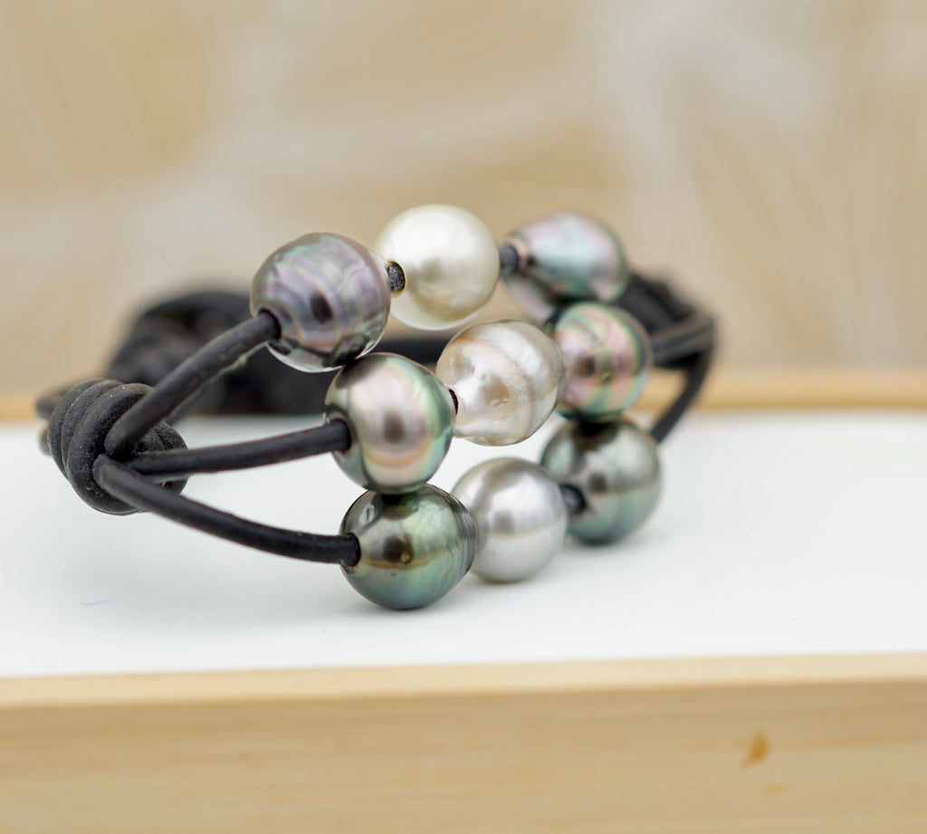 Collection Ahonu 10 perles multicolores sur cuir
