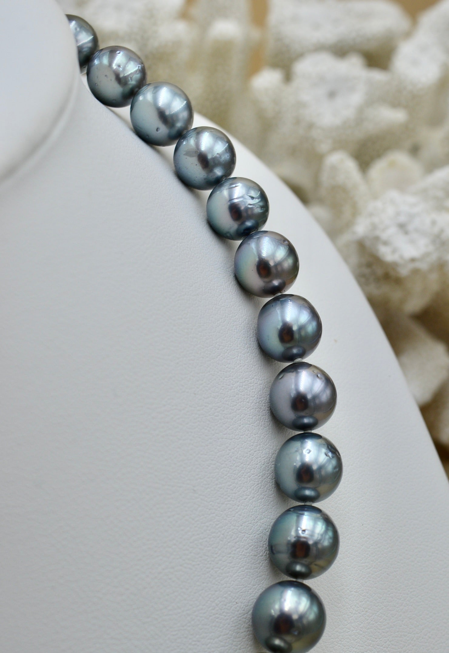 Collection Tahiti Nui perles rondes de 9mm a 11.8mm