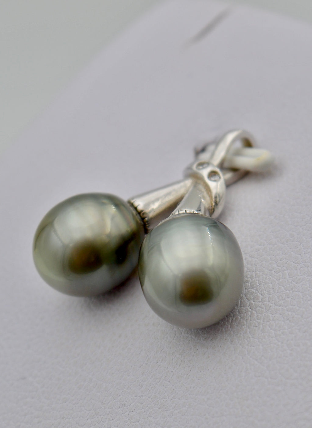 Collection Gambier 2 perles baroques montées sur argent