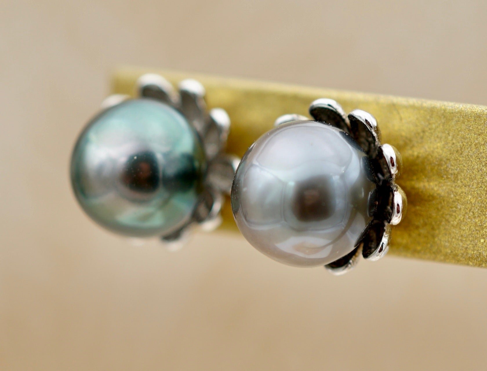 Collection Meka perles semi rondes de de 9.1mm