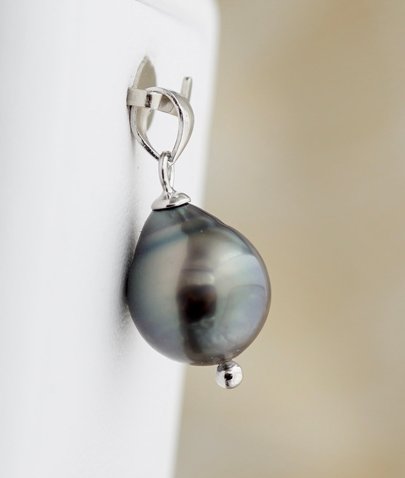 Collection Mahana perle baroque de 10.5mm