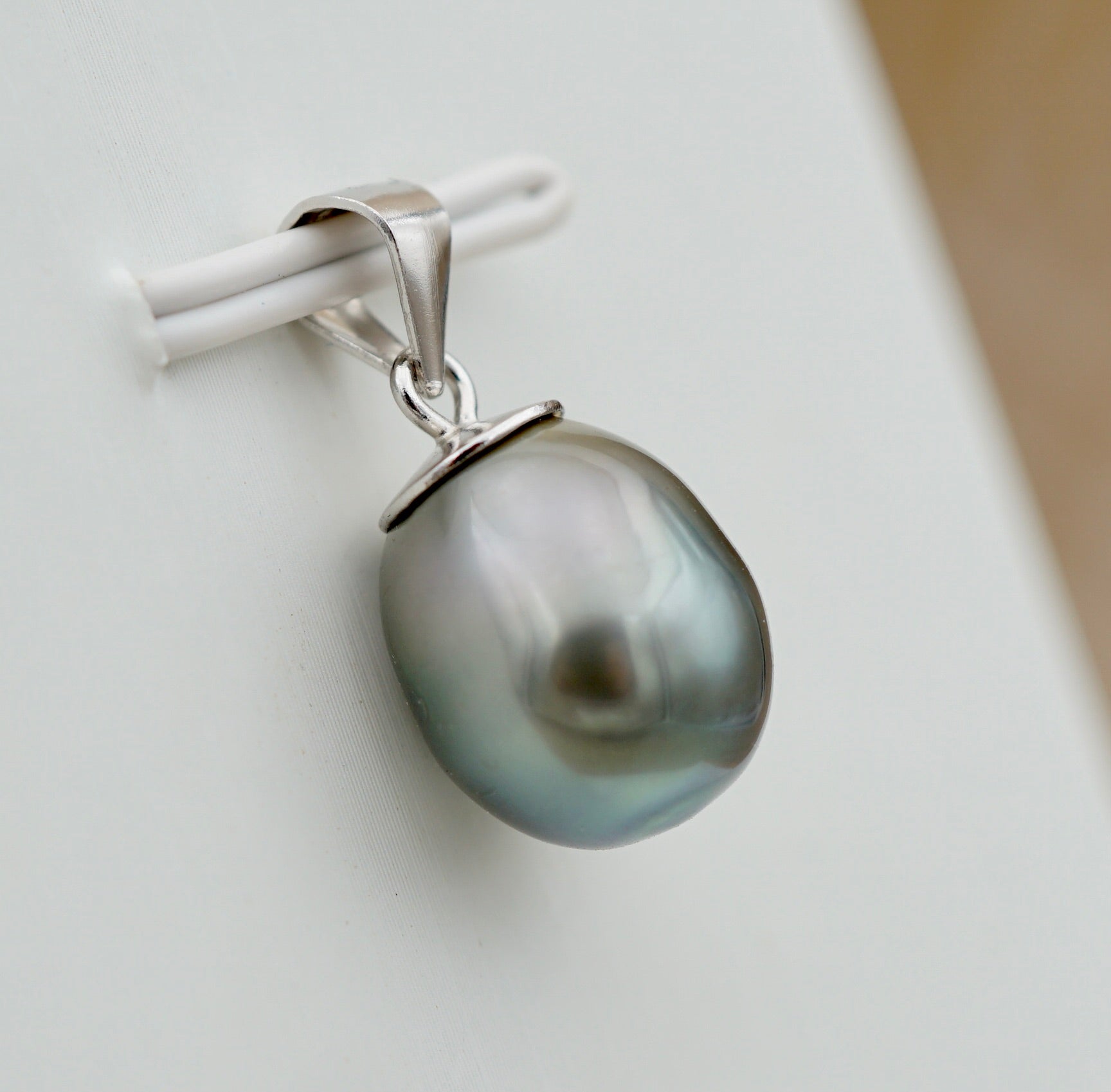 Taapuna perle baroque de 9.9mm