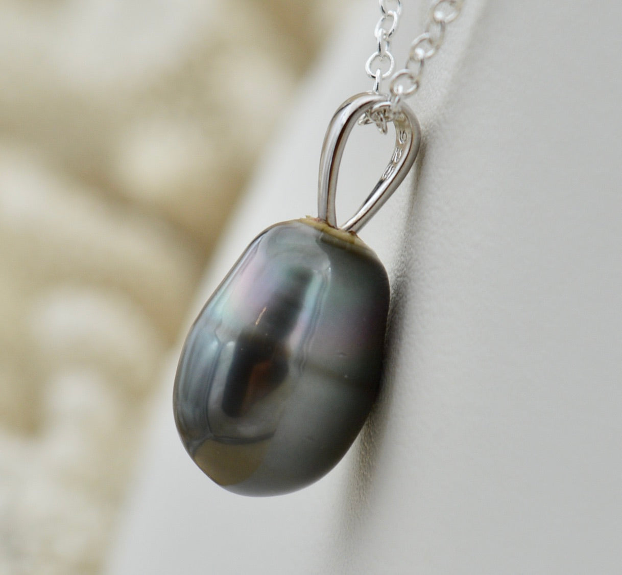 Collection Matarai perle cerclée de 10.3mm