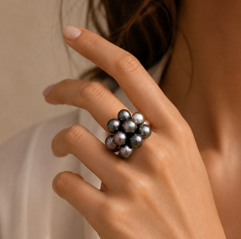 Nukutavake bague ornée de 12 splendides perles de Tahiti