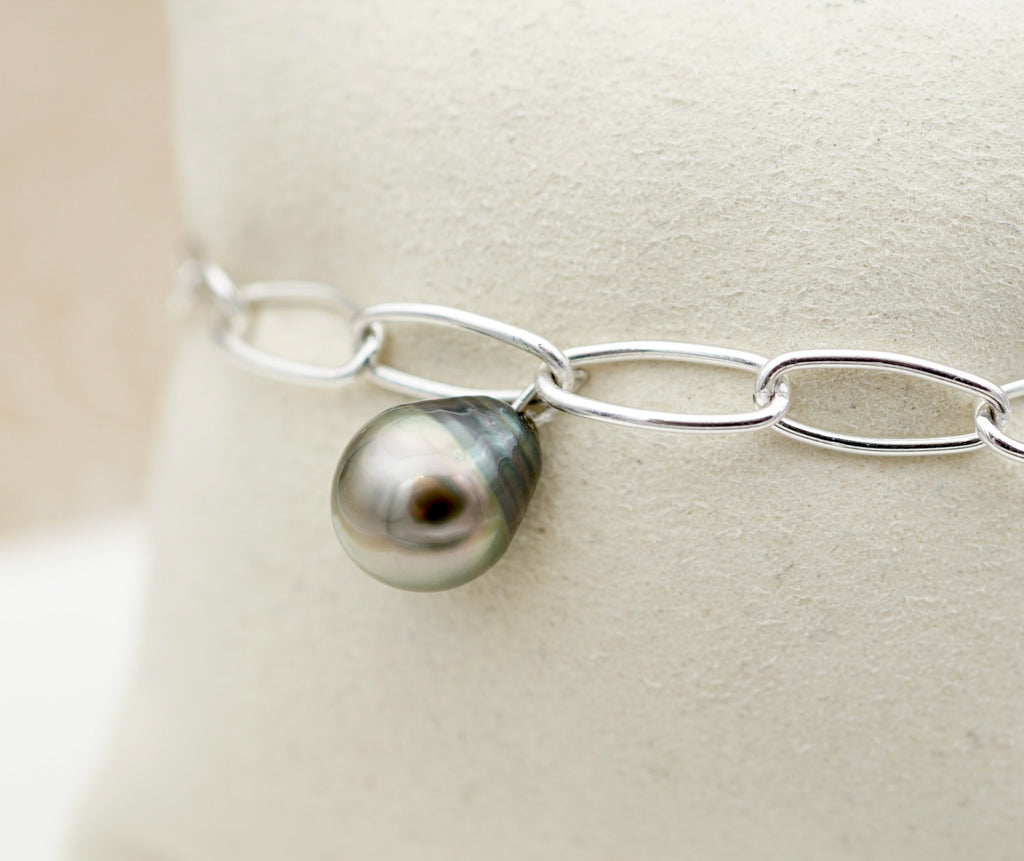 Maeva splendide bracelet en argent 925.          Perle de 10.1mm cerclée Gold