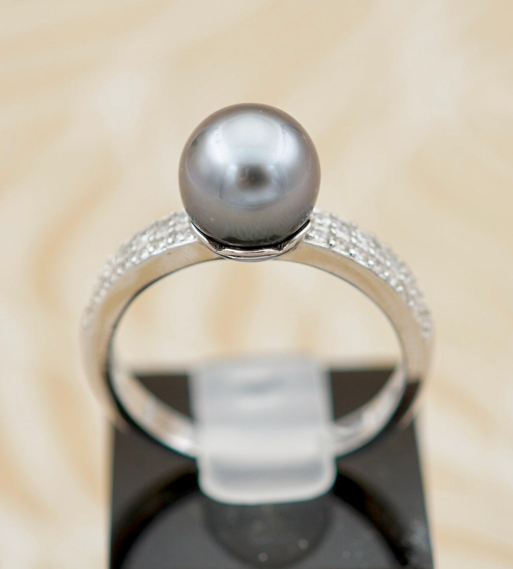 Collection Fakarava perle semi ronde de 8.3mm