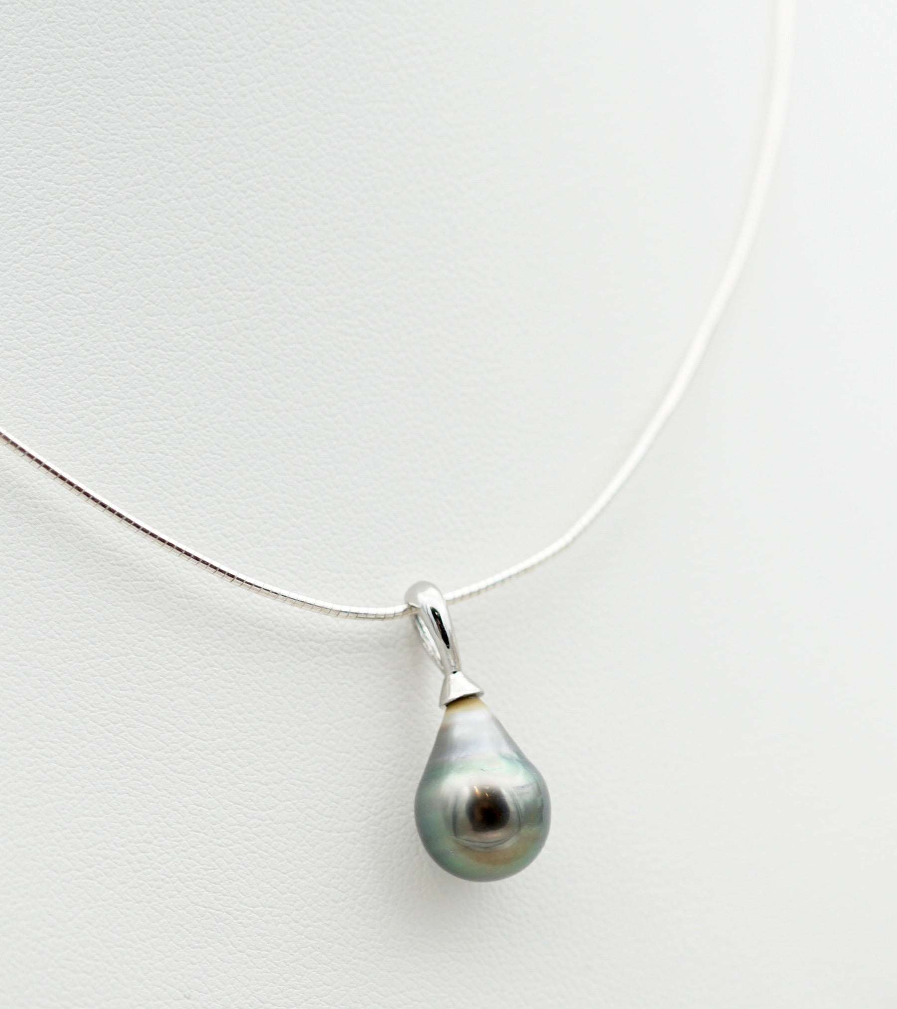 La Tahitienne perle cerclée de 10mm