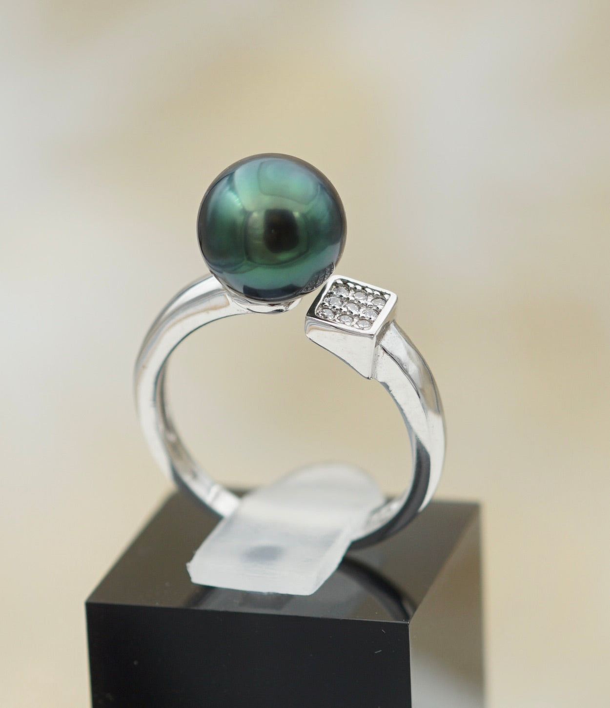 Collection Tahiti perle ronde de 8.6mm