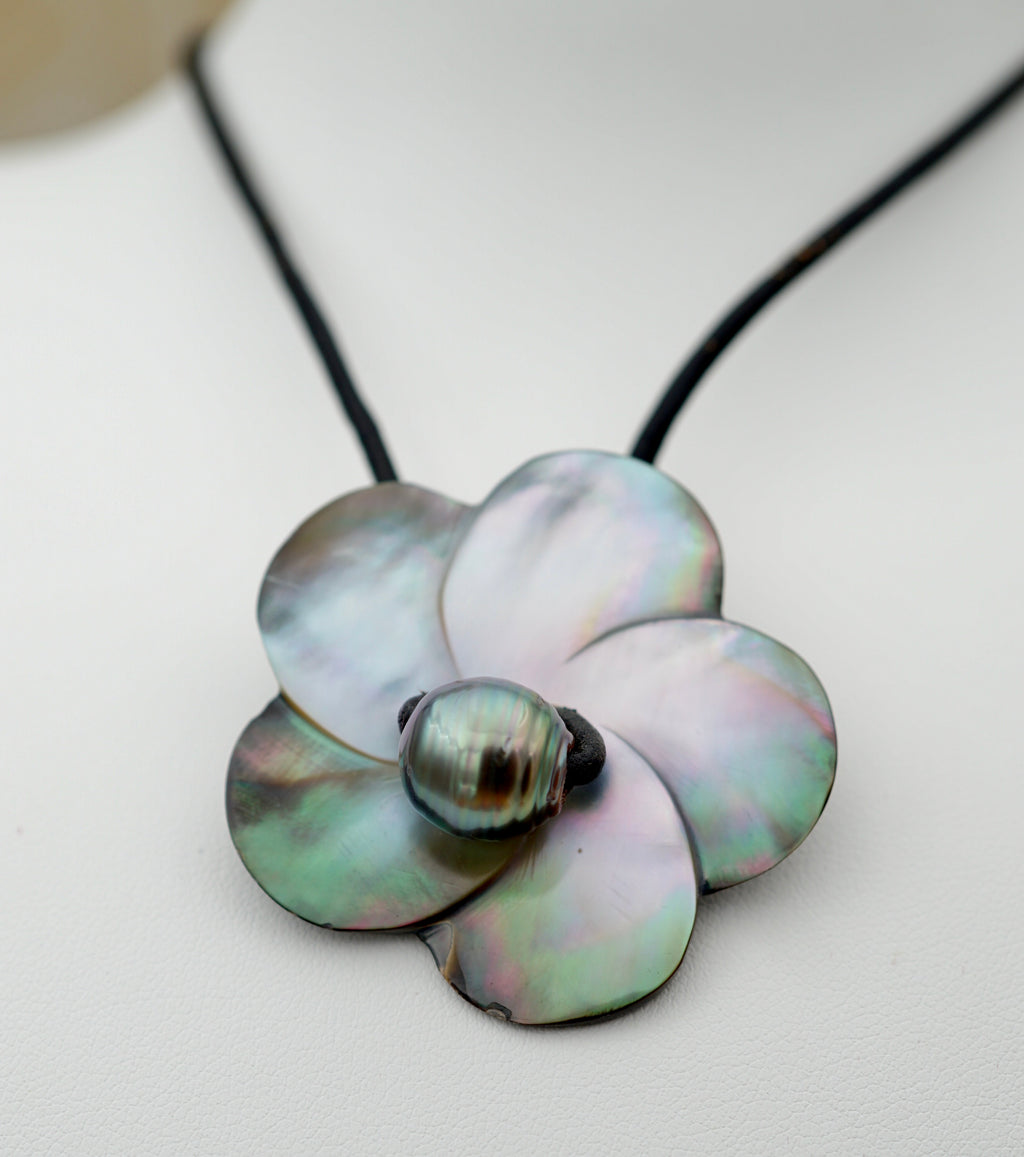 Collection Tiare perle cerclée de 10.9mm