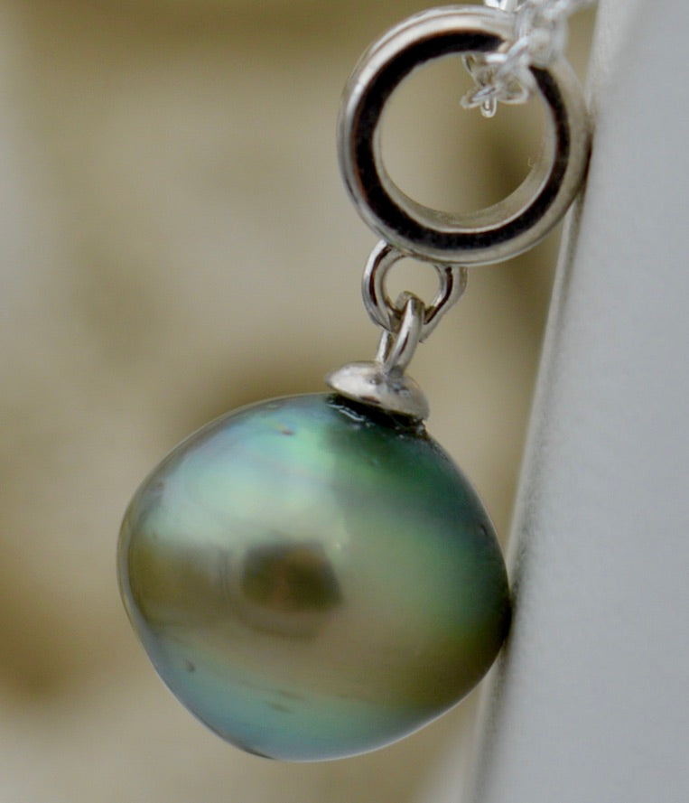 Collection Motu perle semi ronde de 10.2mm