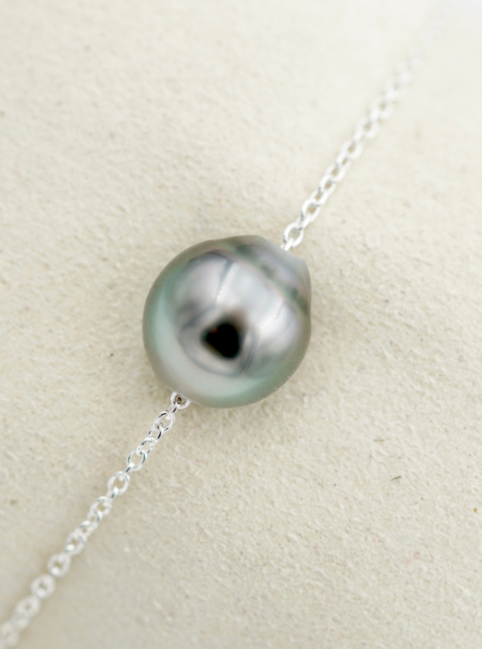 Collection Fakarava perle baroque de 9.5mm