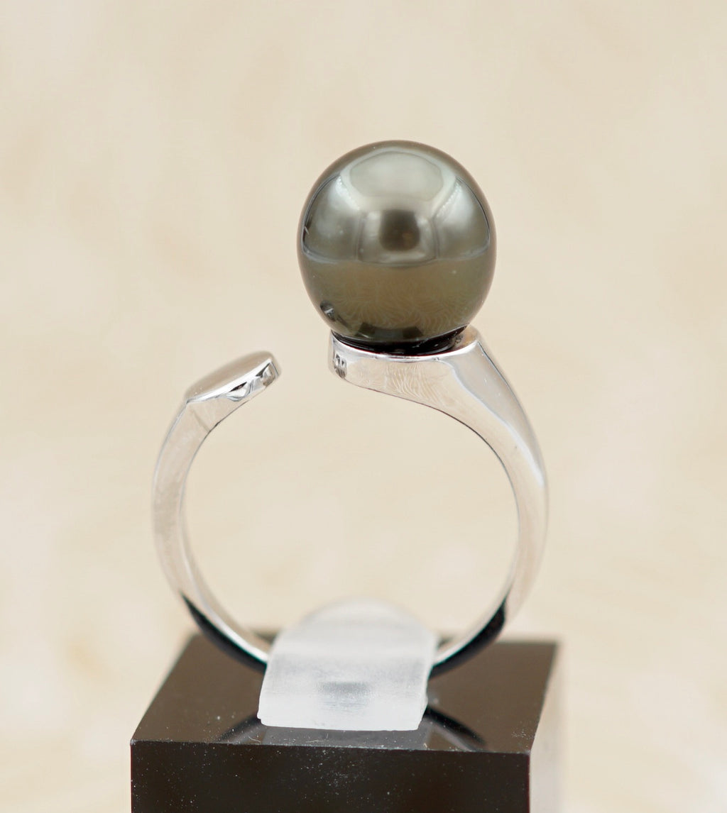 Collection Apetahi perle semi ronde de 9.8mm