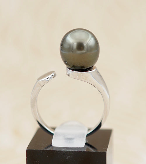 Collection Apetahi perle semi ronde de 9.8mm