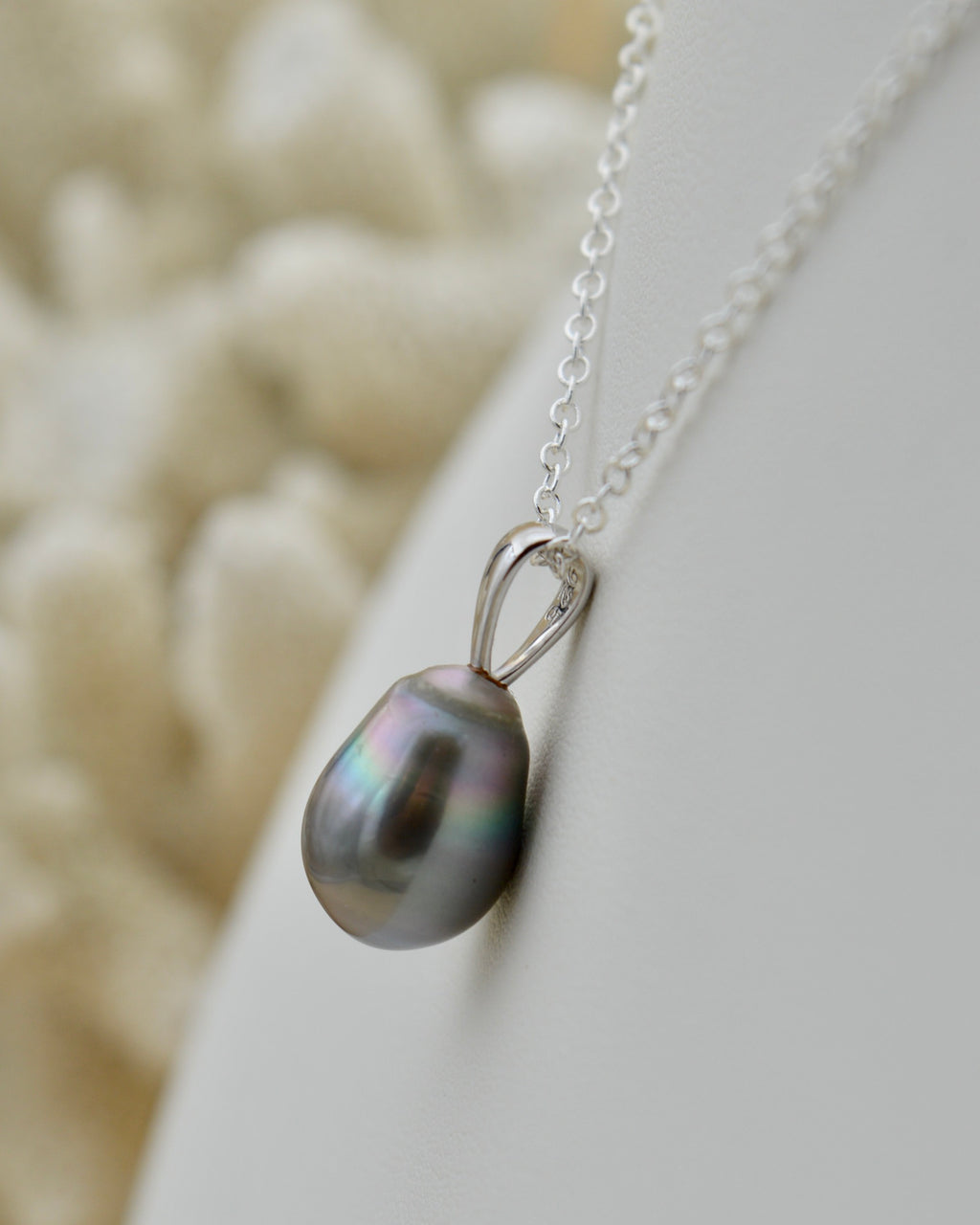 Collection Varua perle cerclée de 10mm sur argent