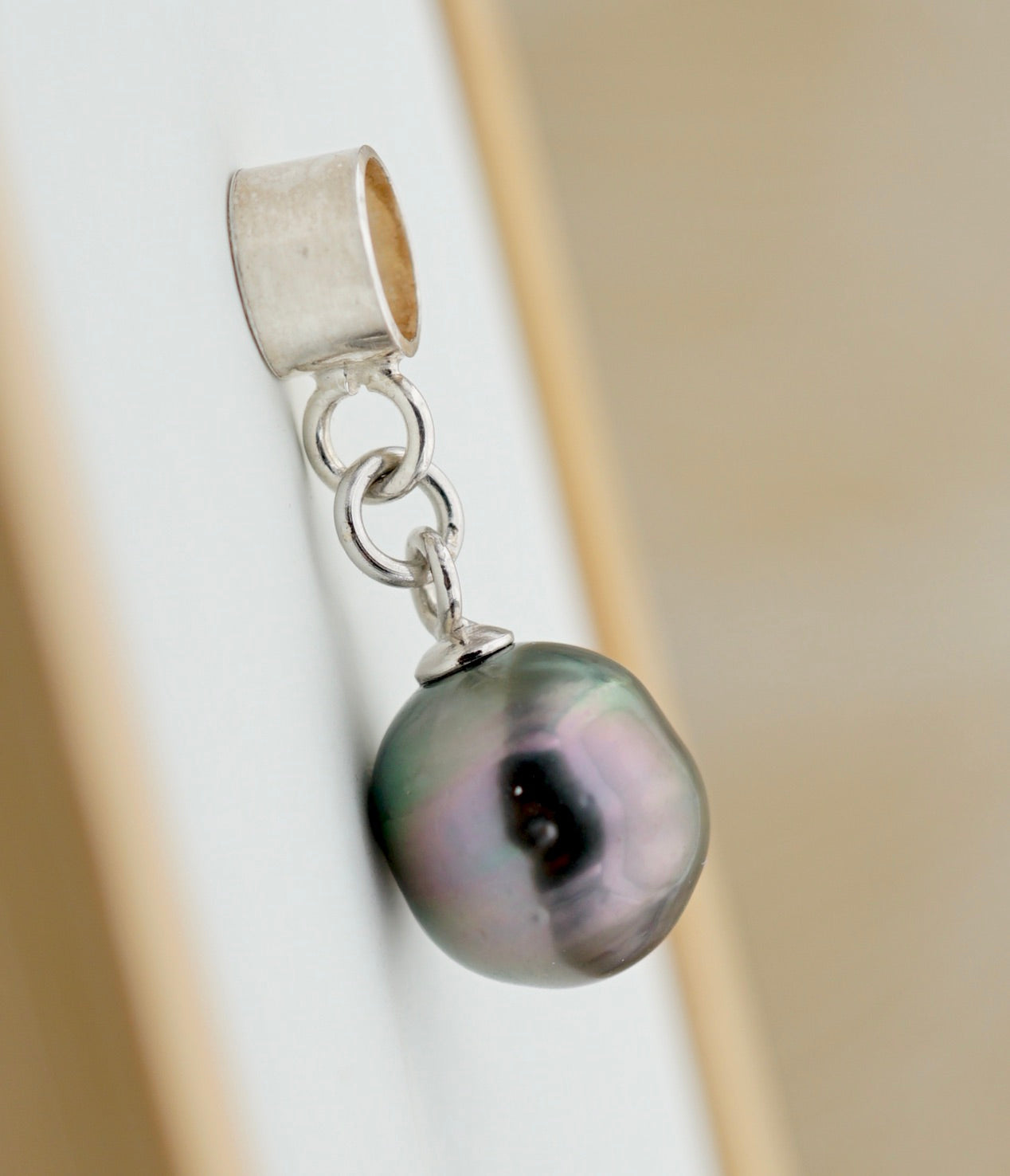 Collection Tupai perle baroque de 9.1mm