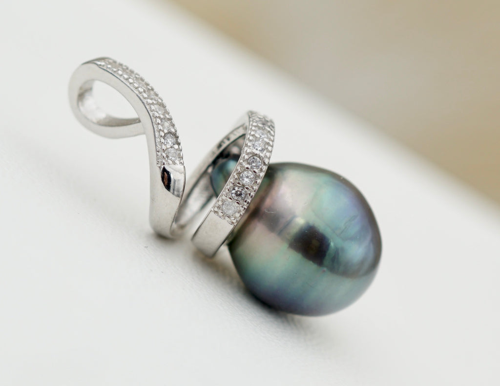 Collection Mareva perle baroque de 10.1mm