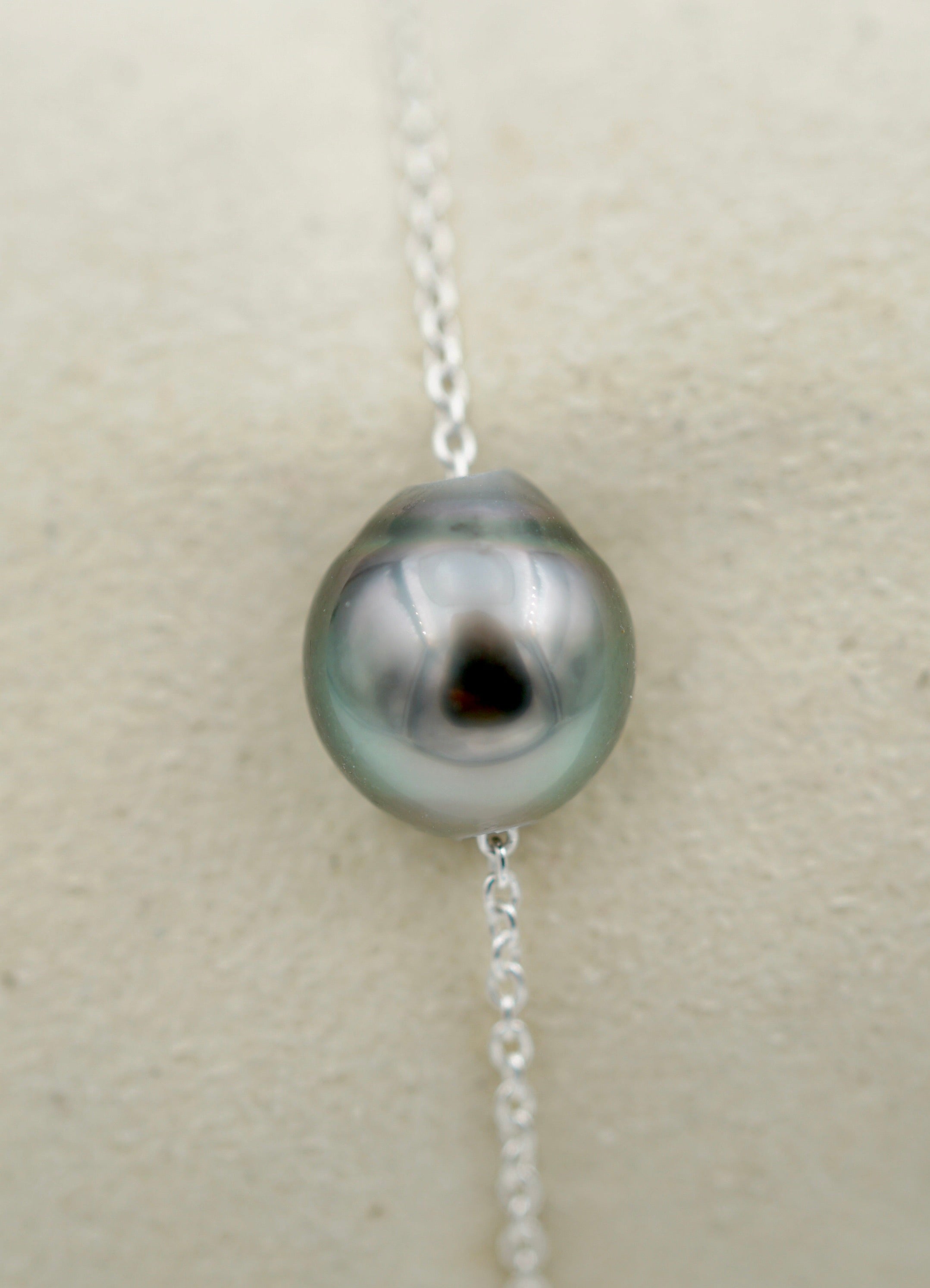 Collection Fakarava perle baroque de 9.5mm
