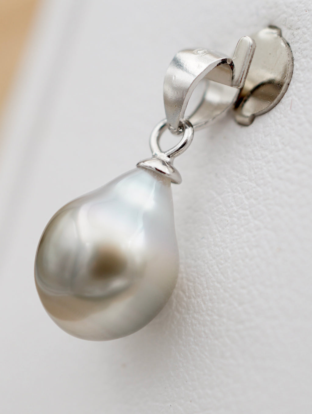 Collection Manava perle baroque de 8.9mm