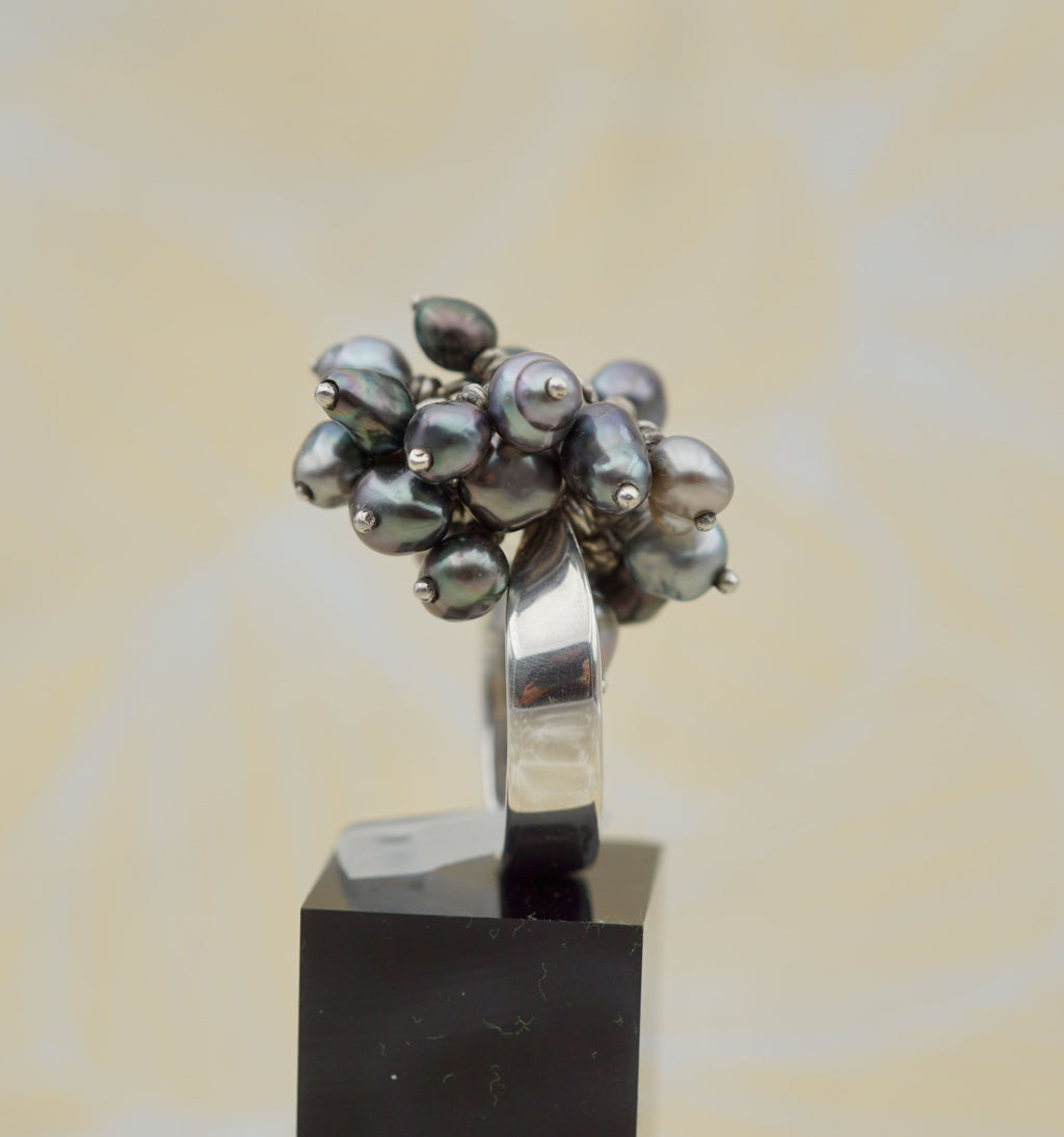 Collection Manihi 20 Keishis montées sur une bague en argent