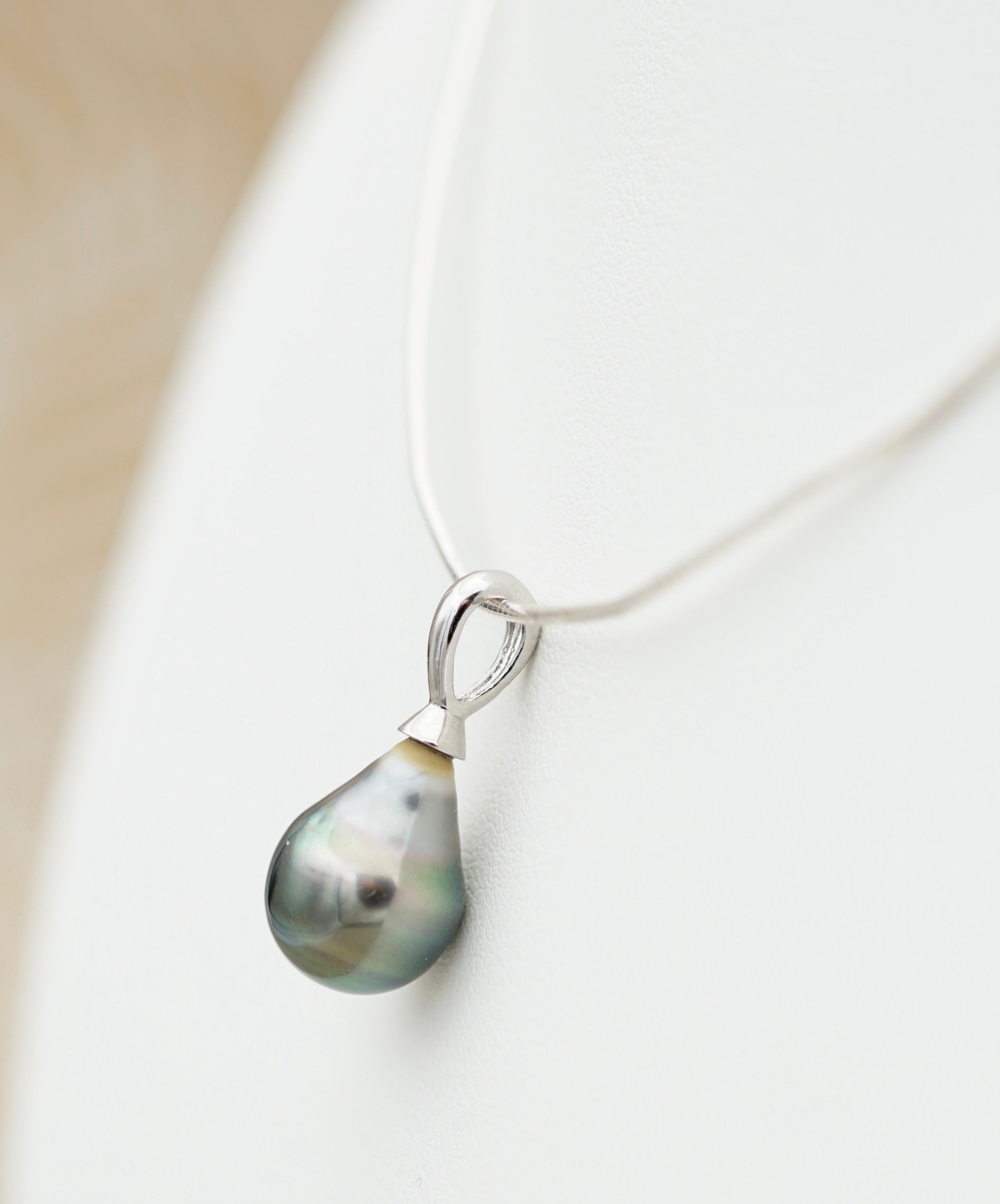 La Tahitienne perle cerclée de 10mm