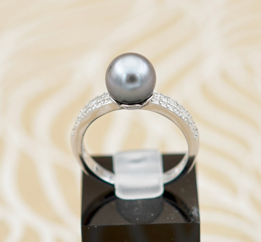 Collection Fakarava perle semi ronde de 8.3mm