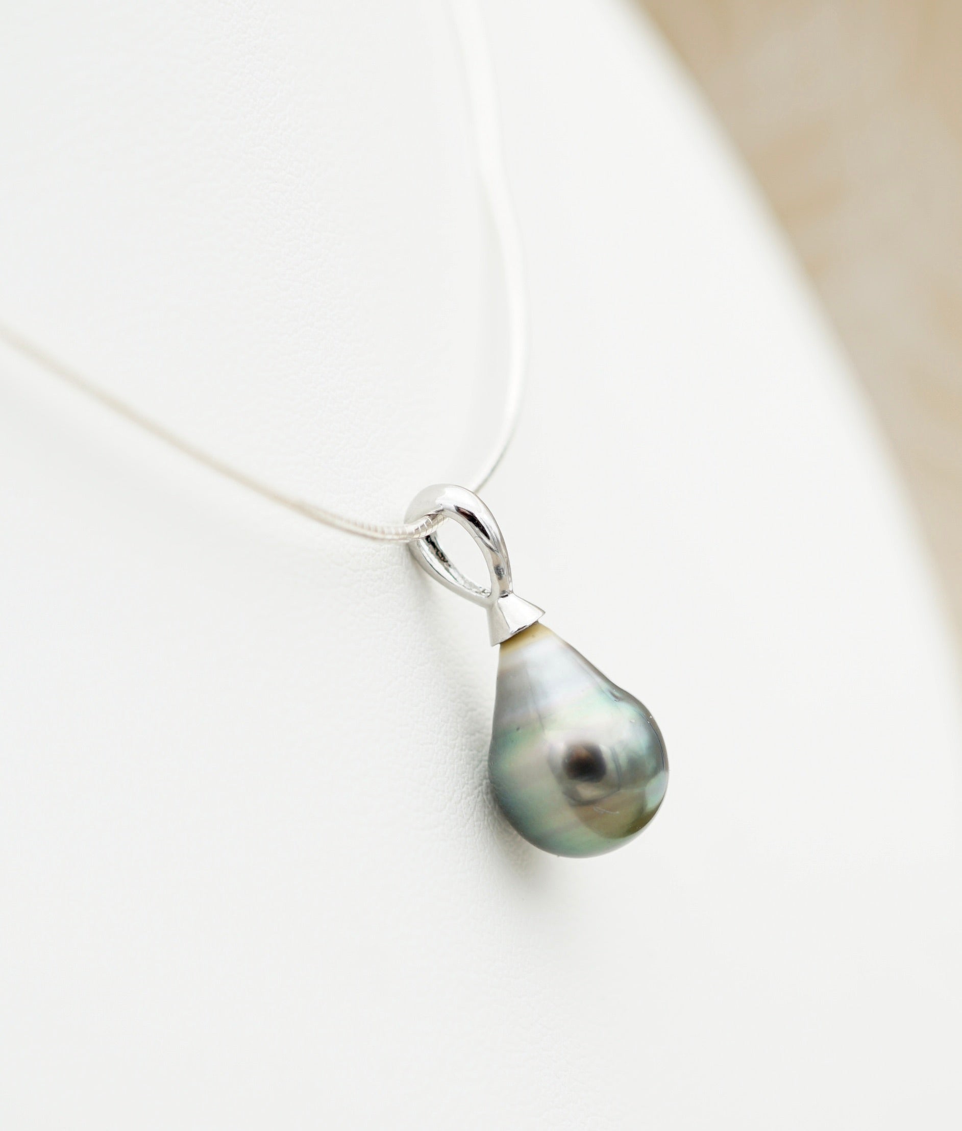 La Tahitienne perle cerclée de 10mm