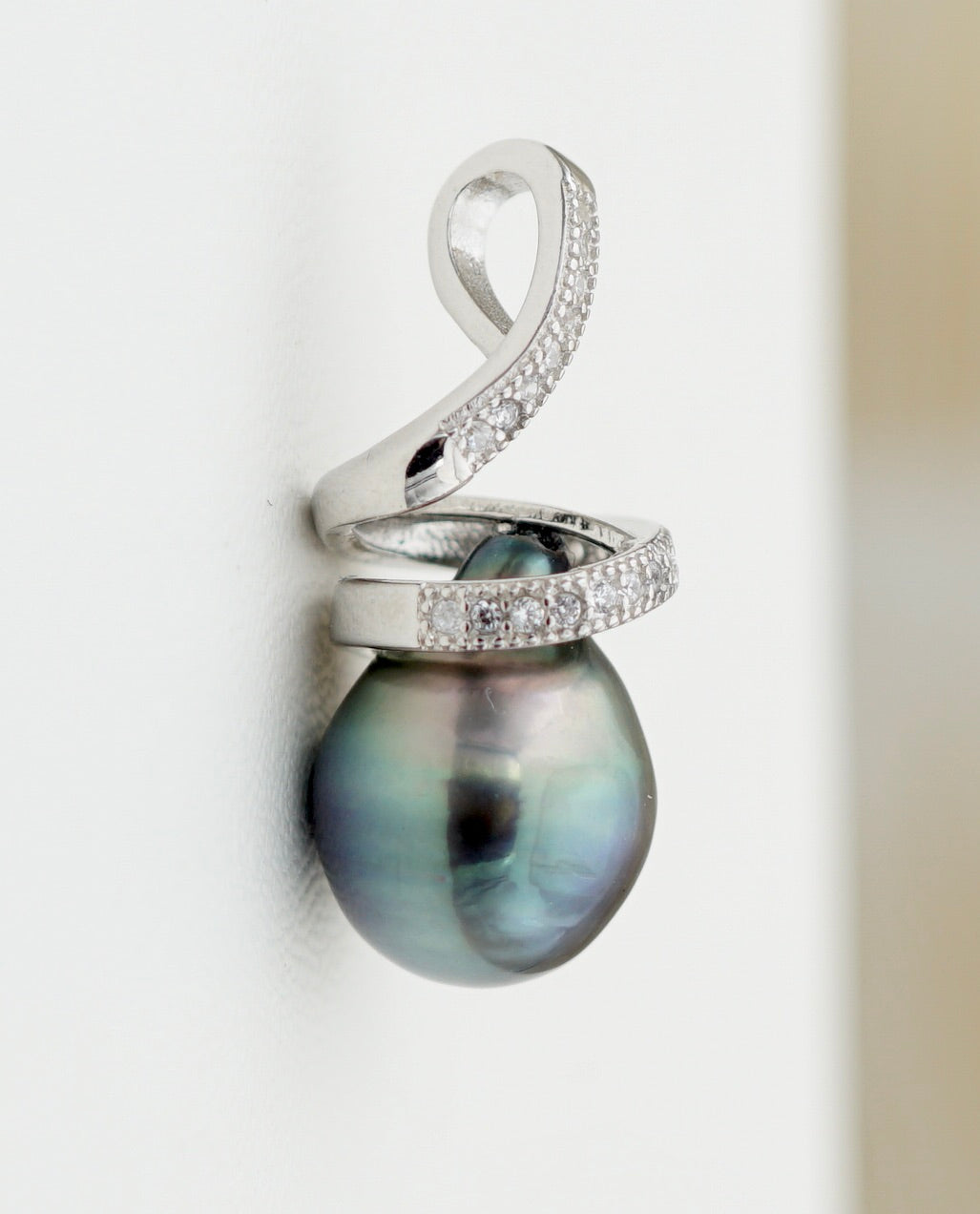 Collection Mareva perle baroque de 10.1mm