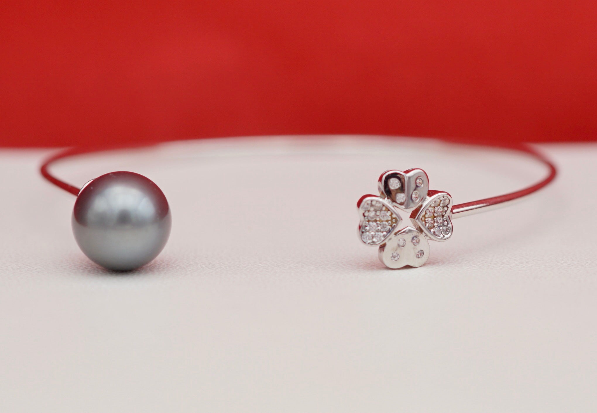 Collection Tikeau perle semi ronde de 10.7mm