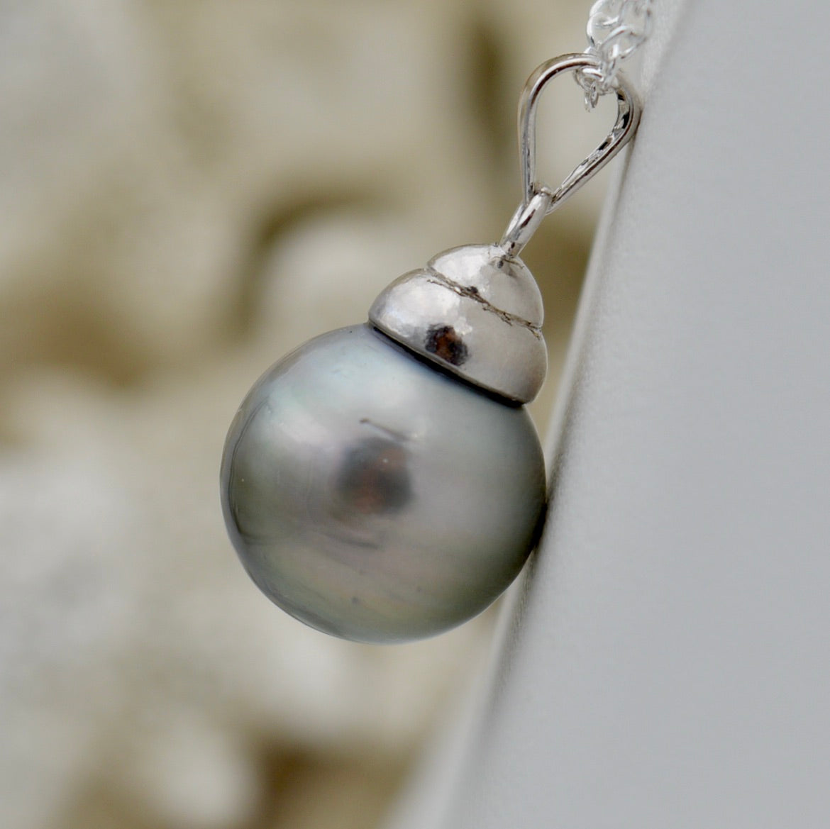 Collection Tiare perle ronde cerclée de 12.3mm