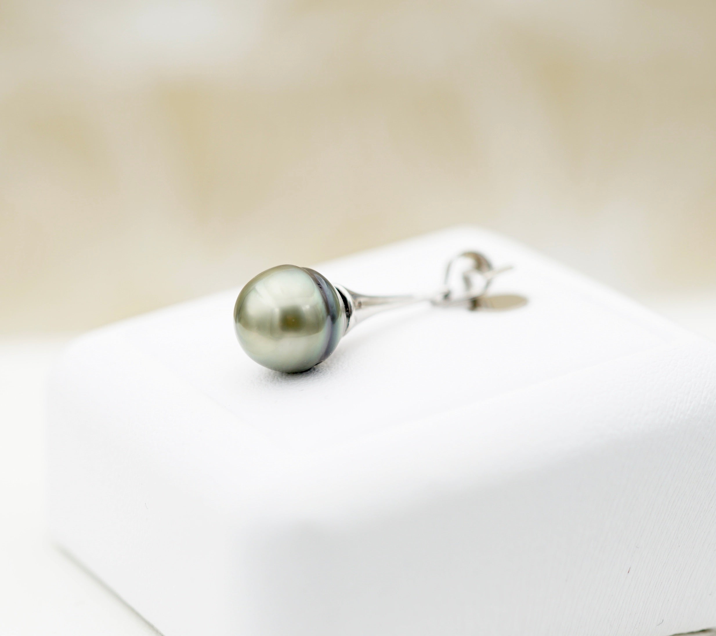 Collection Mauii perle cerclée de 9.4mm