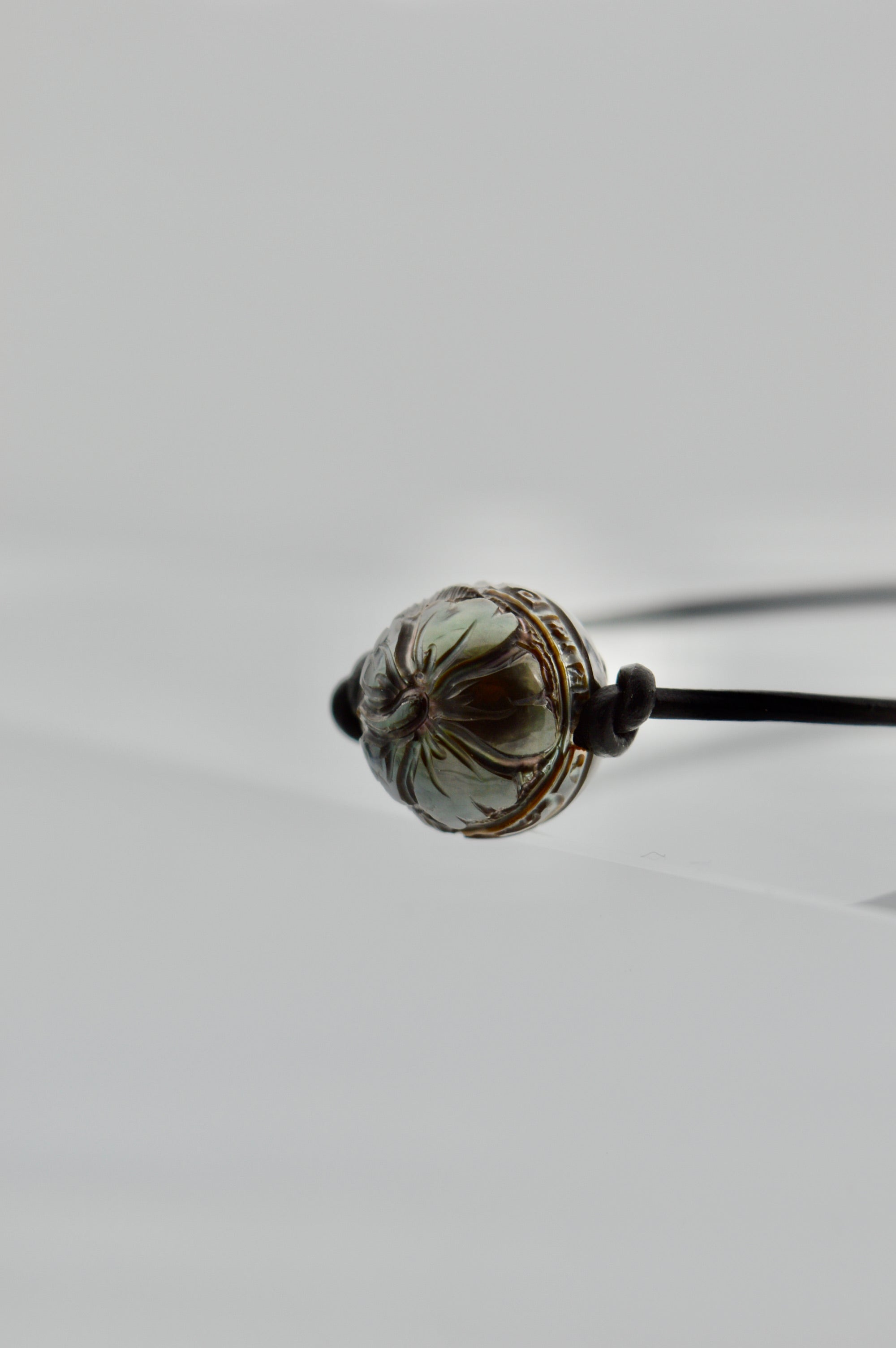 Collection Tane perle gravée de 15.6mm