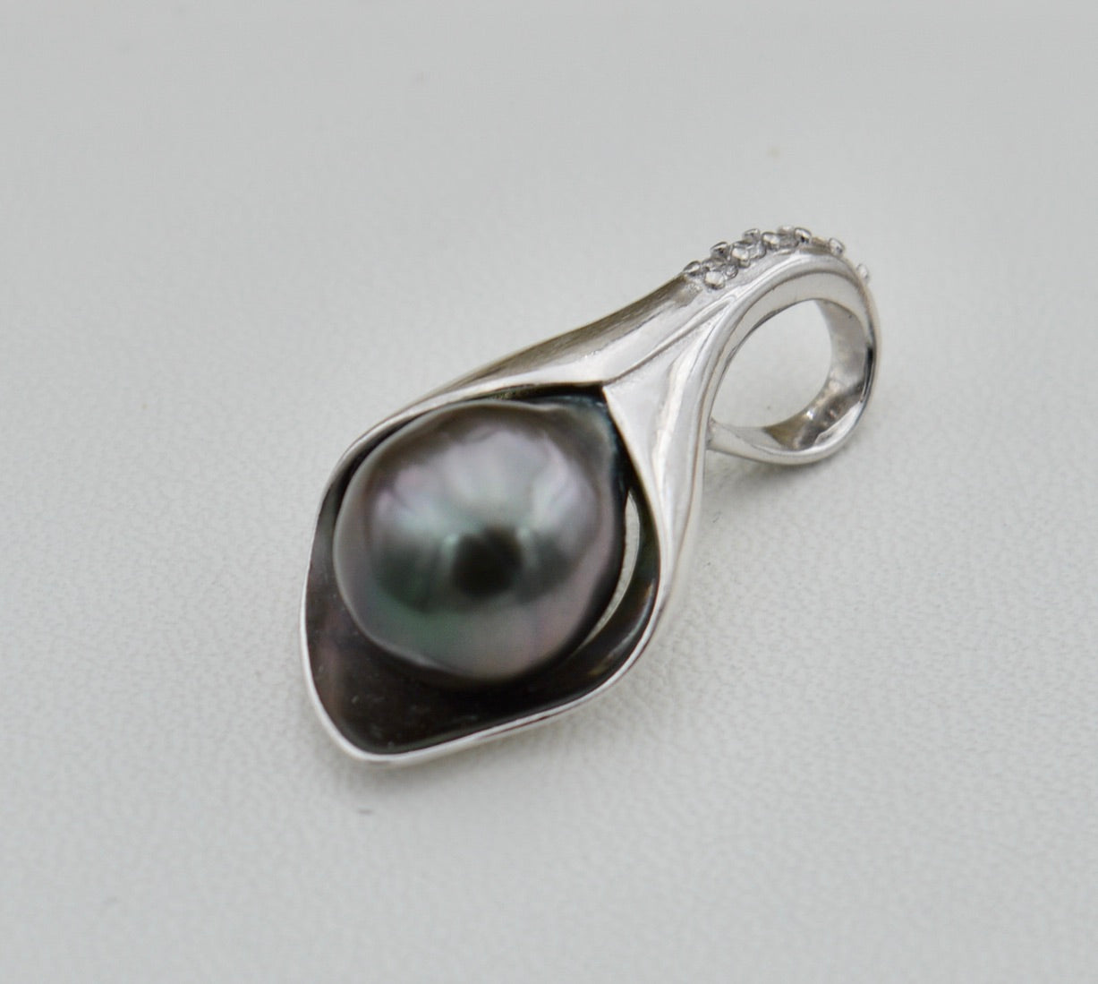 Collection Ra'au perle de 9.3mm