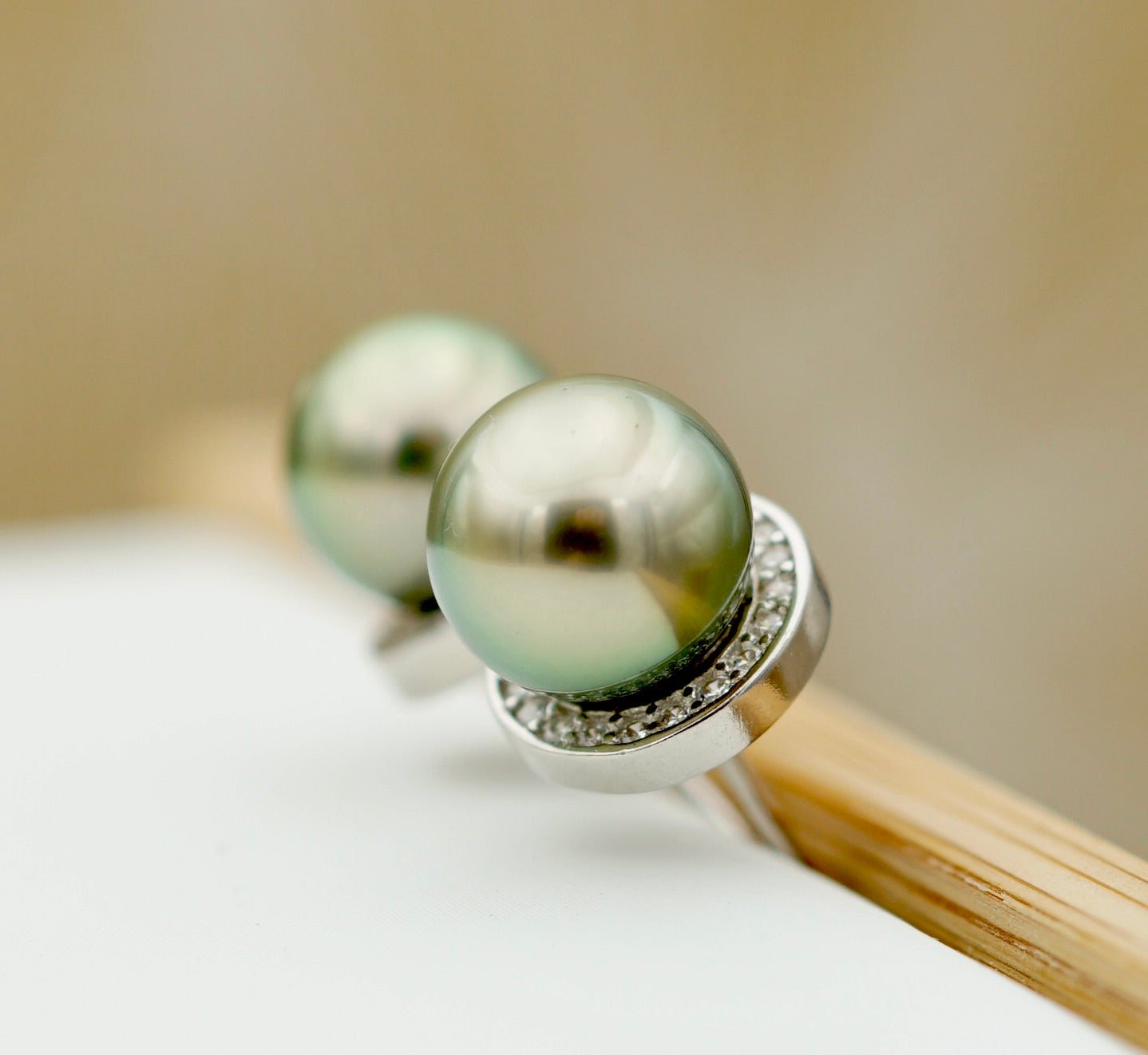 Collection Punauiaa splendides perles gold