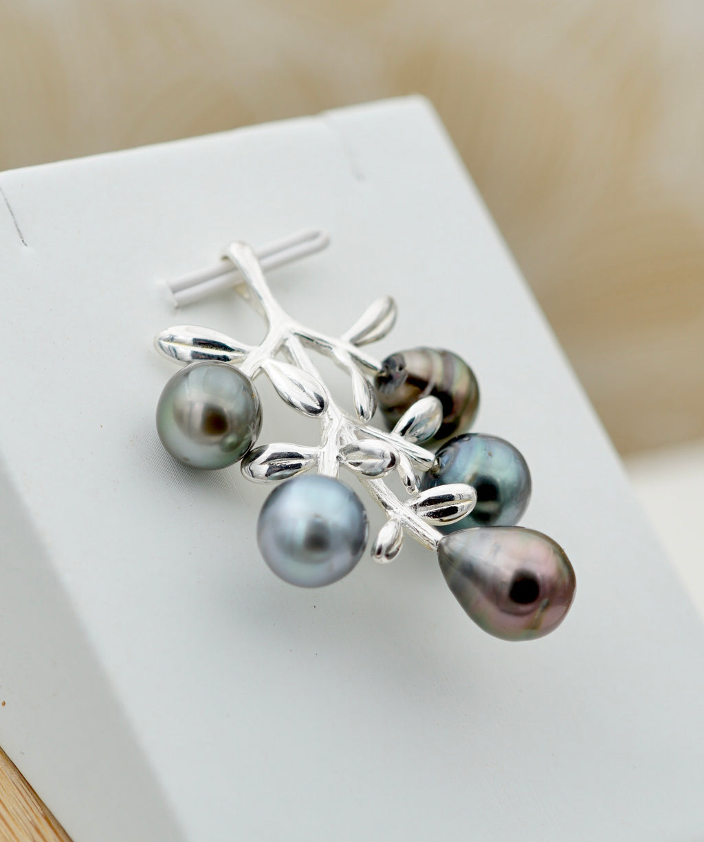 Collection Aorai pendentif aux perles multicolores