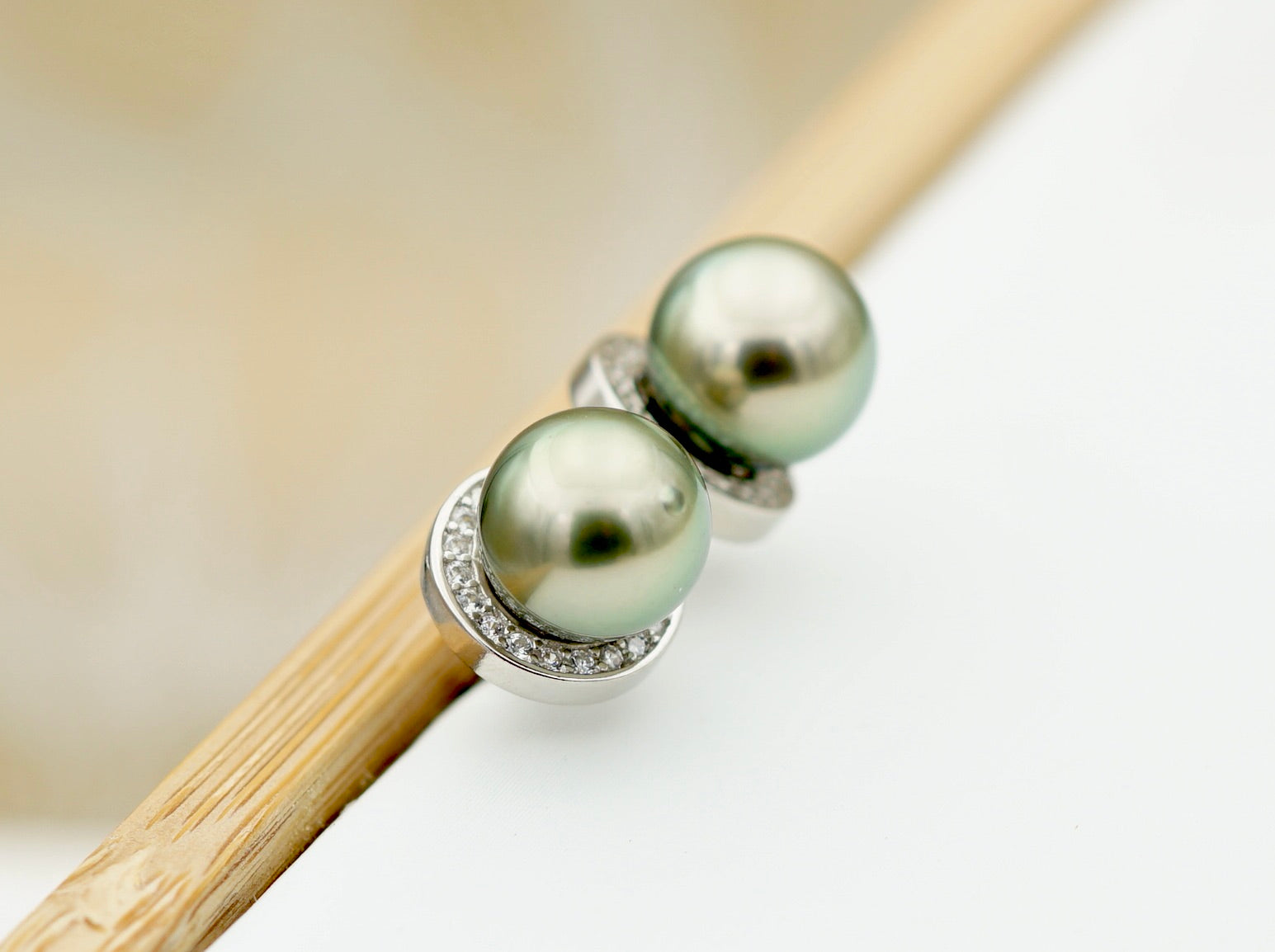 Collection Punauiaa splendides perles gold