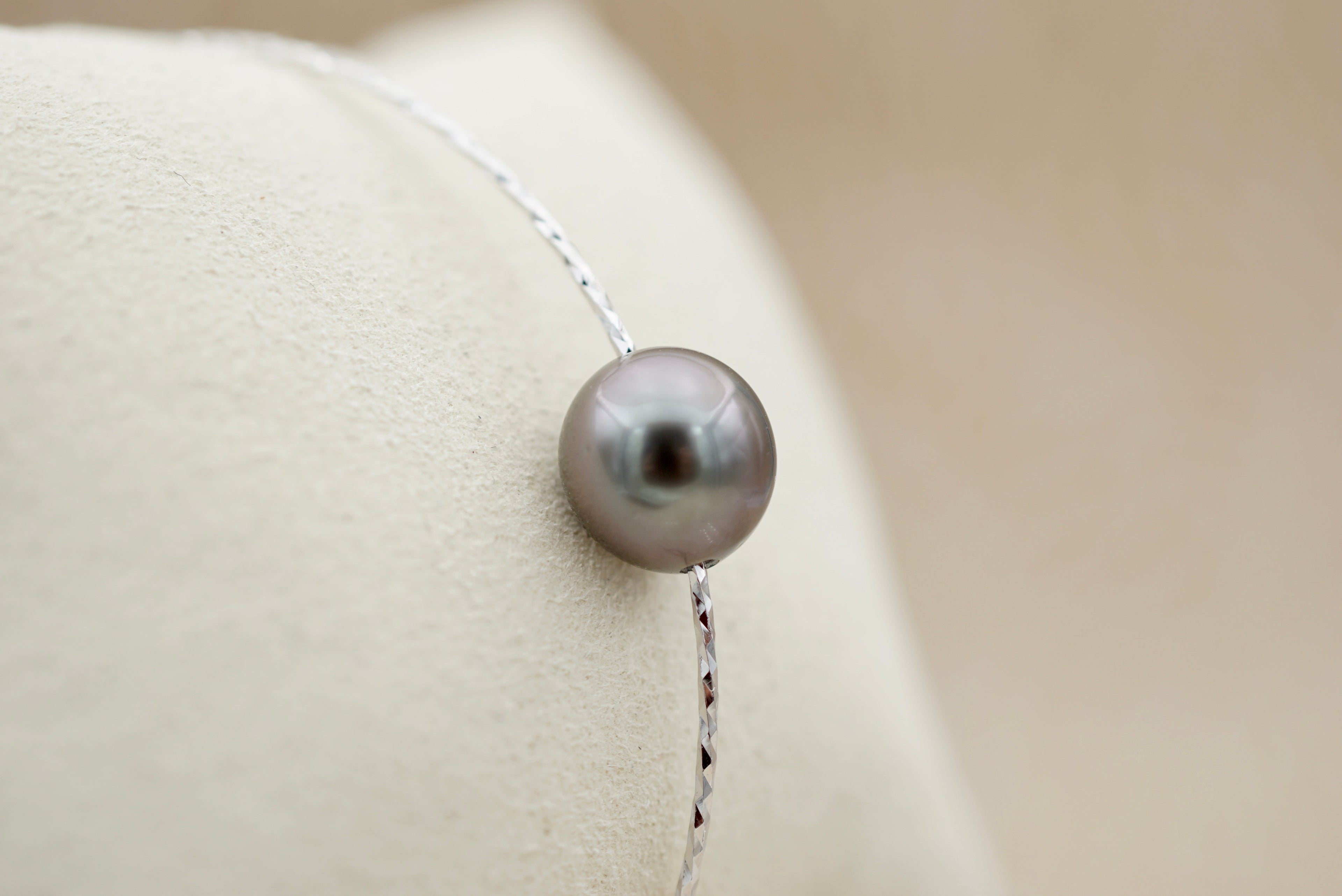 Collection Huahine perle semi ronde de 9.9mm