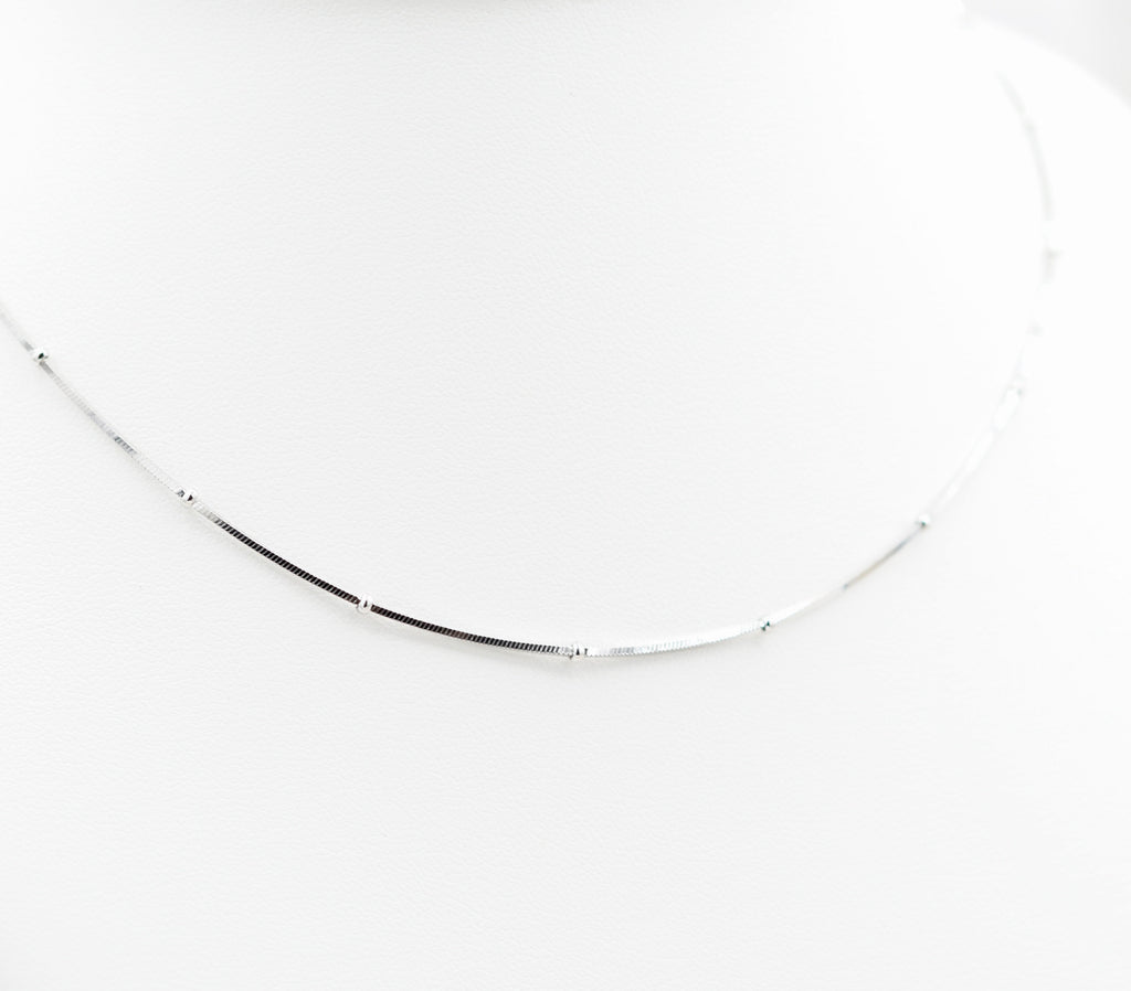 Chaîne perlé maille serpentine carré 0.8mm - Argent 925 rhodié de 40cm