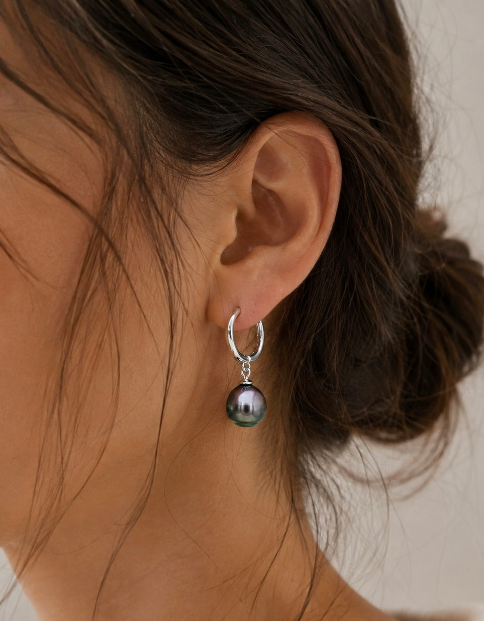 Molokai perles de Tahiti montées en boucles d'oreilles