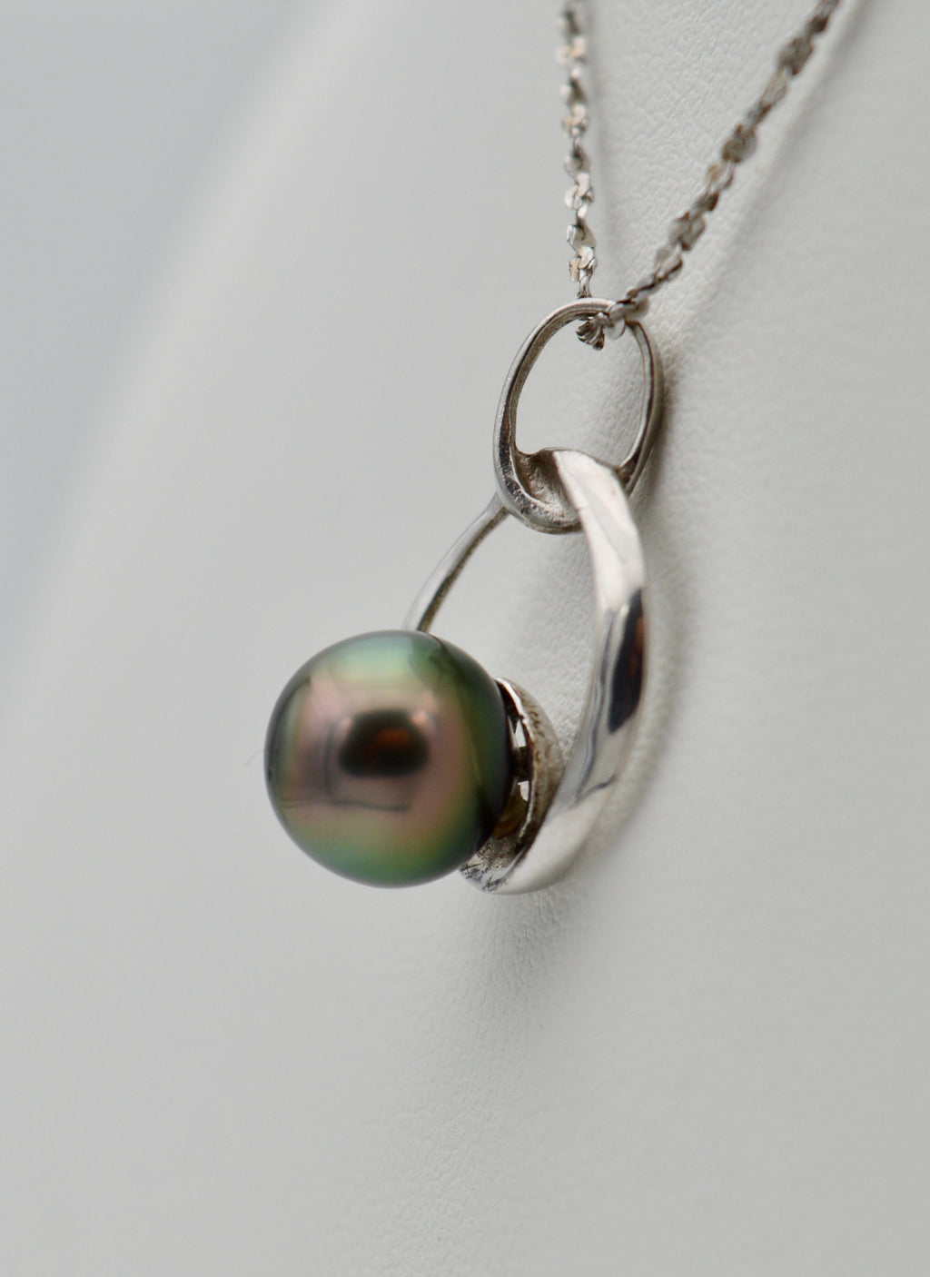 Collection Tere perle ronde de 8.2mm sur argent