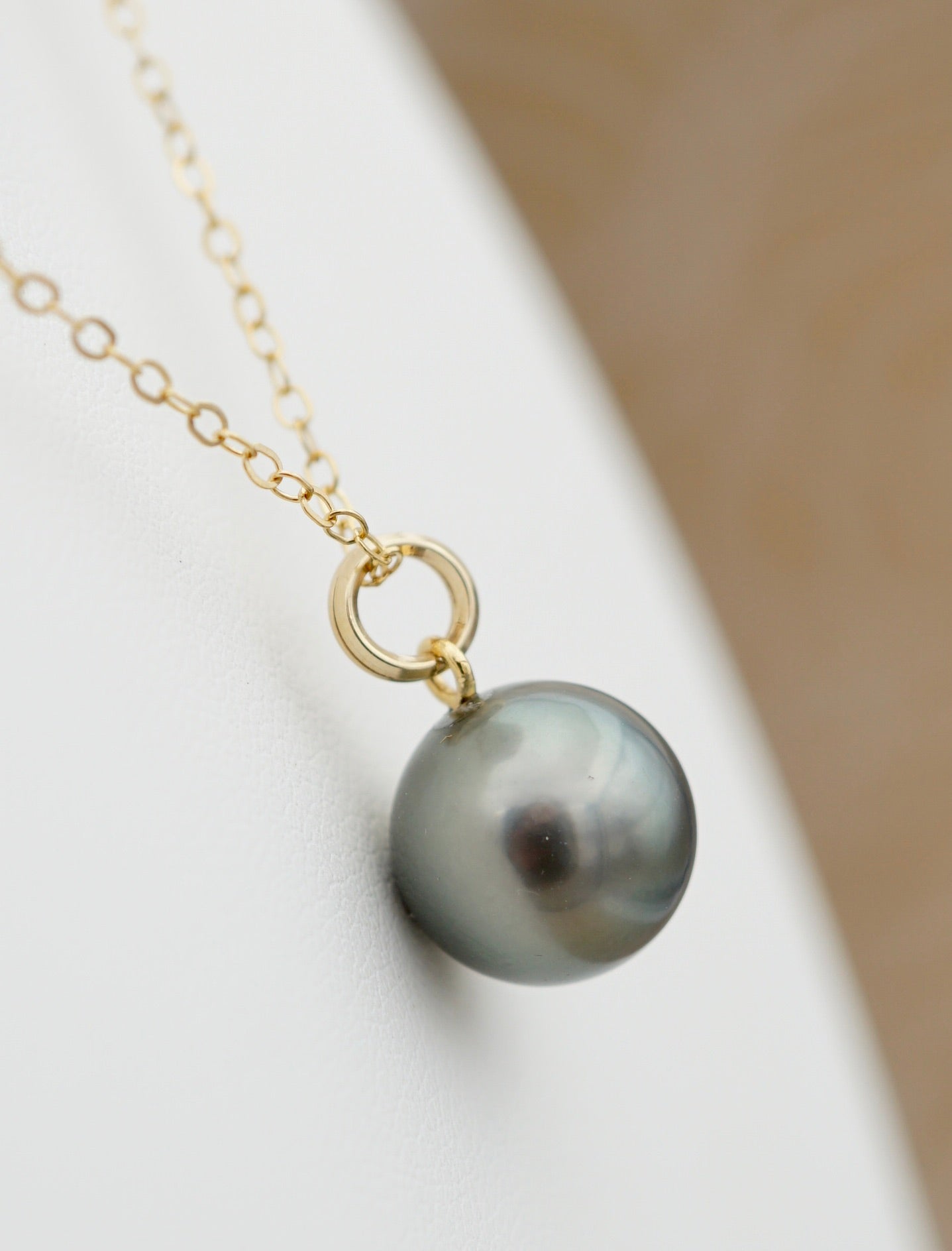 Tubuai perle de Tahiti de 10.3mm sur gold filled
