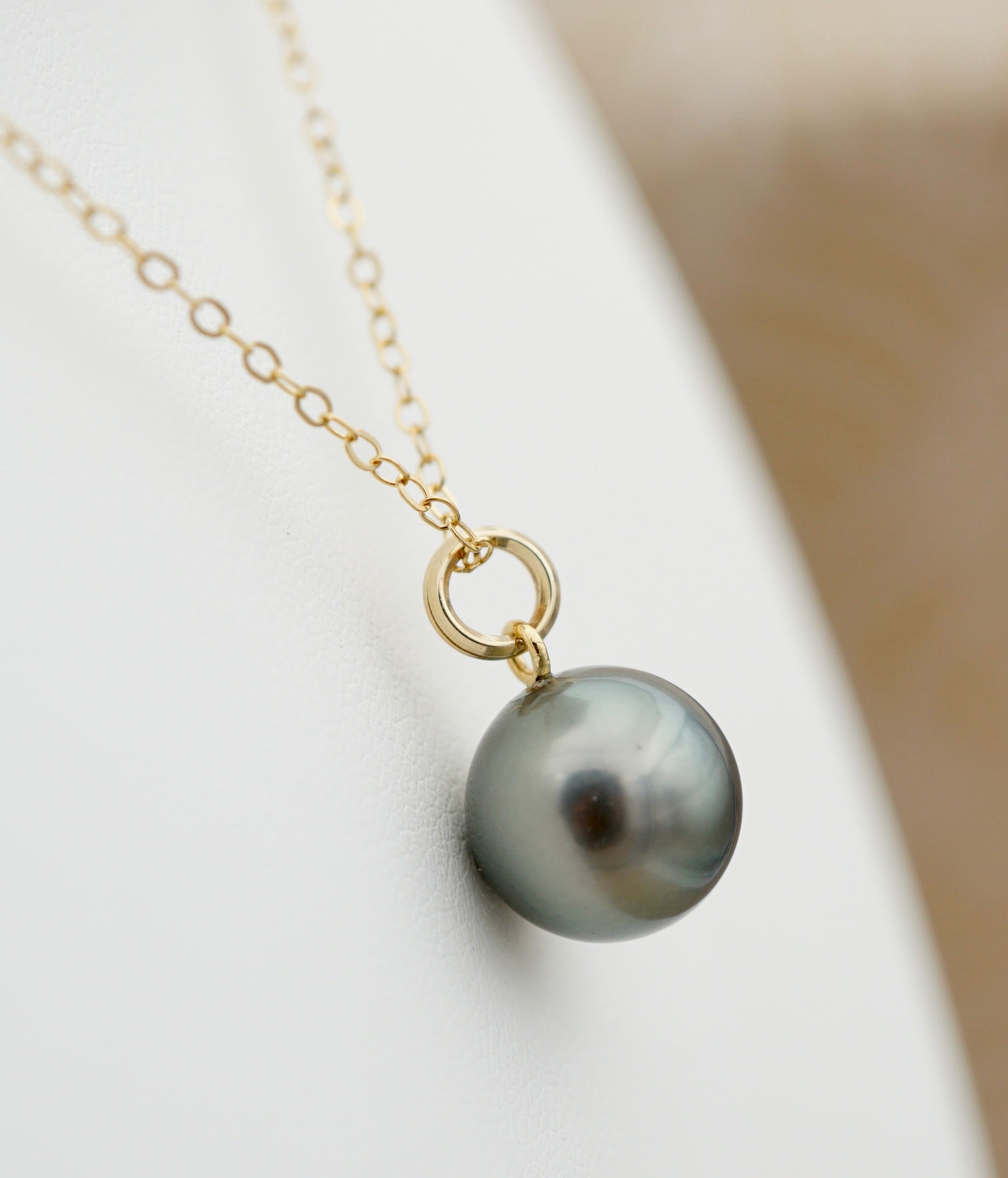 Tubuai perle de Tahiti de 10.3mm sur gold filled