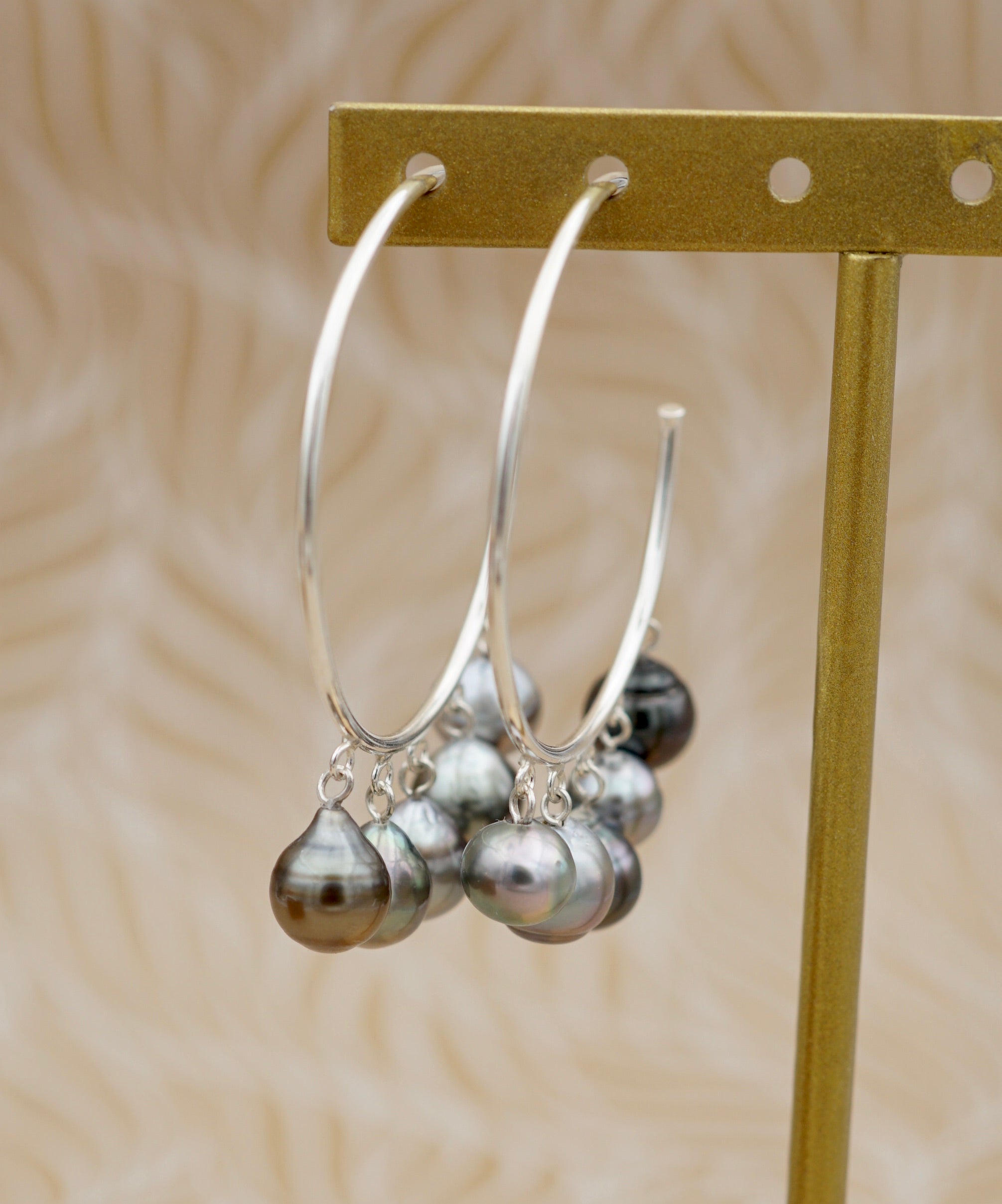 Tahiti Nui Boucles d'oreilles ornées 10 perles de Tahiti