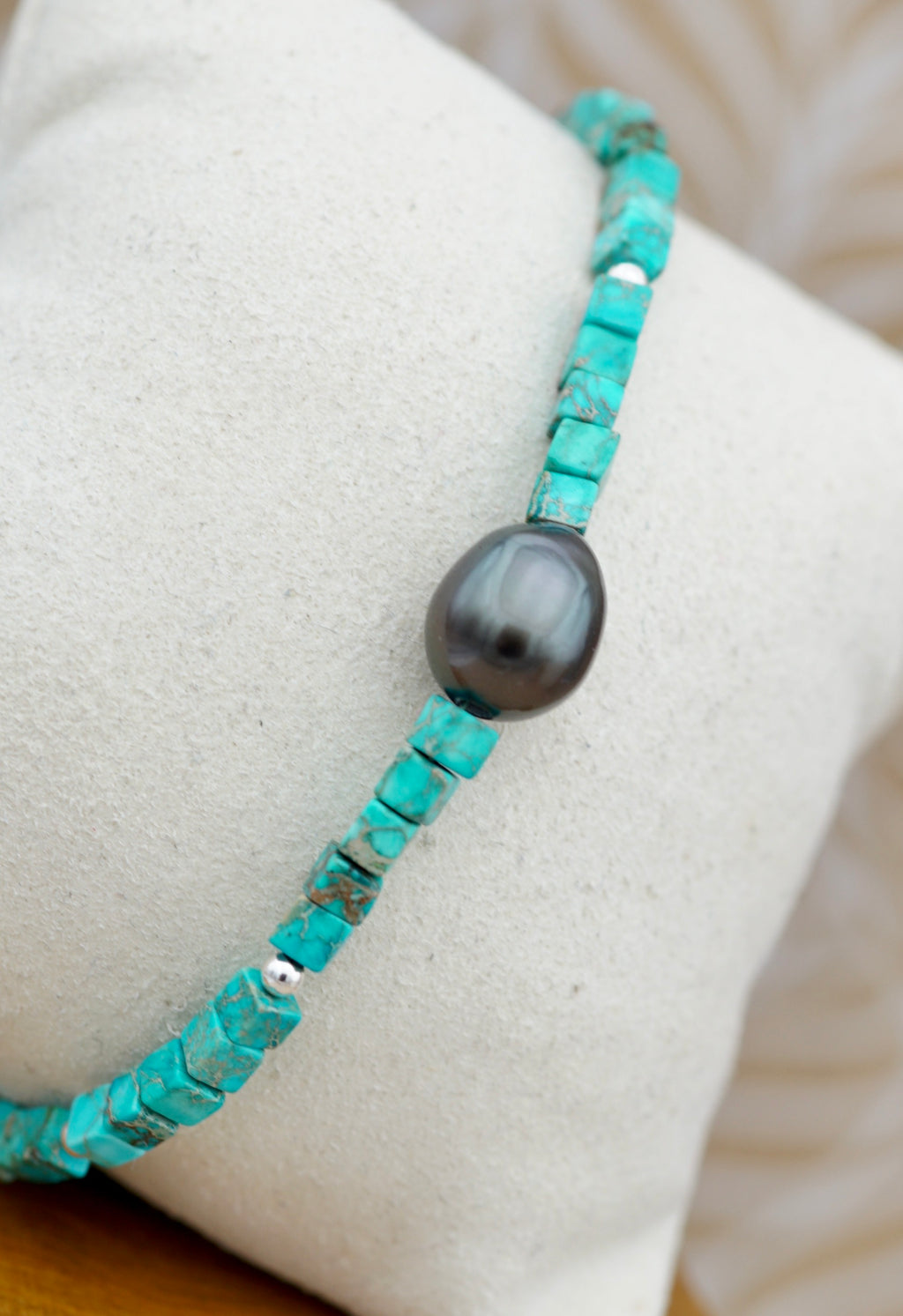 Mokai perle de Tahiti de 9.8mm et pierres turquoises
