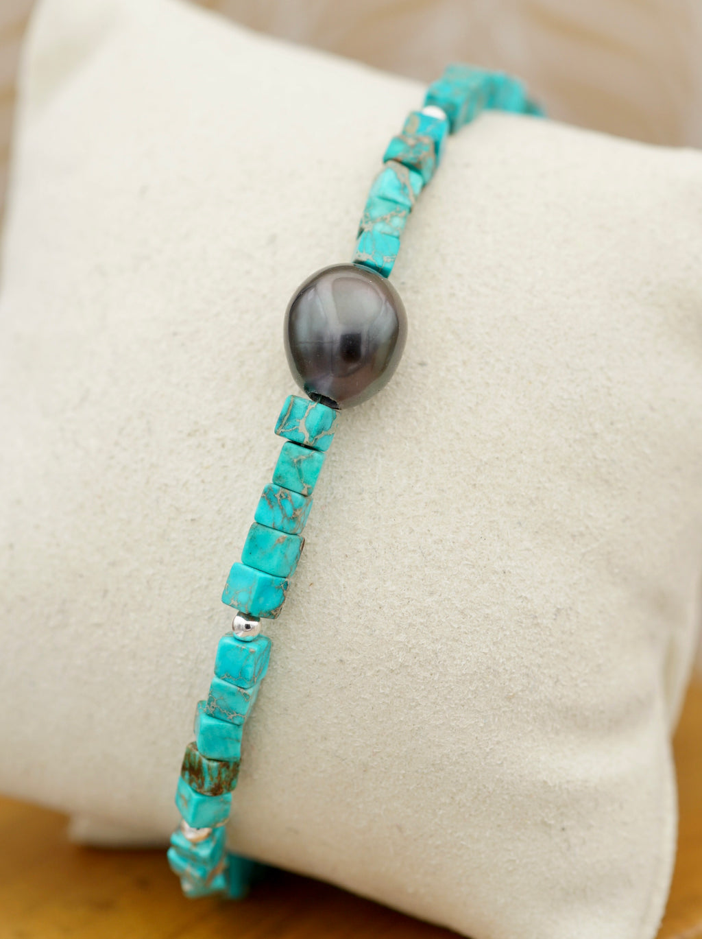 Mokai perle de Tahiti de 9.8mm et pierres turquoises