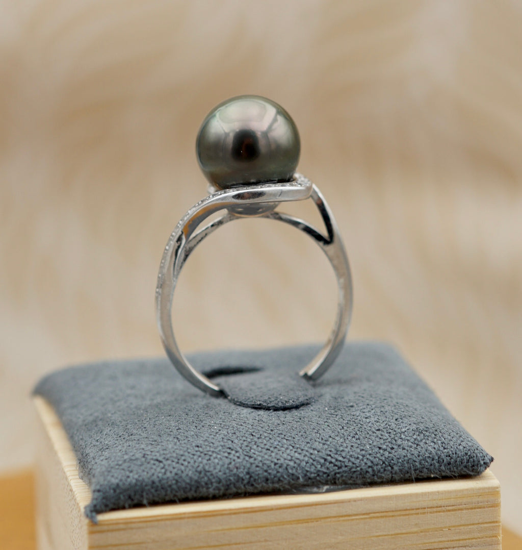 Magnifique bague de 9.7mm Catégorie AAA